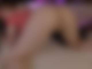 Live cam show with Genne - Blonde Hair Small Tits on Dolls Live