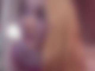 Live cam show with Genne - Blonde Hair on Fit Hotties