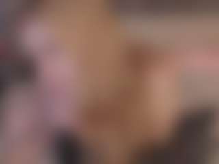 Live cam show with Genne - Striptease on parknlotfishbdy