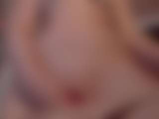 Live cam show with Genne - Blonde Hair Teen (18+) on nudelive.tv