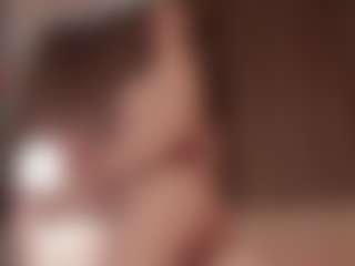 Live cam show with Genne - Blue Eyes Brown Hair on Camsoda