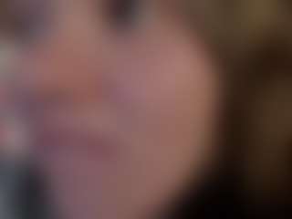 Genne's Live Sex Cam Show