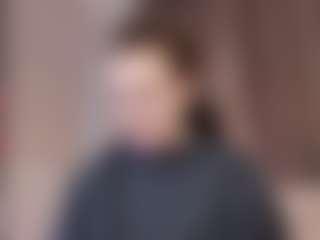 Show live cam dengan Genne - Blue Eyes di Camsoda