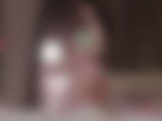Live cam show with Genne - Petite on https://playwithruby.com