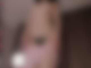 Live cam show with Genne - Small Tits on CamwithHer