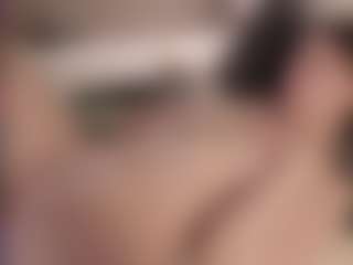 Live cam show with Genne - Petite on dropp.cam
