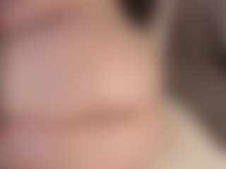 Live cam show with Genne - Petite on Camsoda