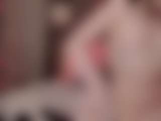 Live cam show with Genne - Brown Hair Teen (18+) on Camsoda