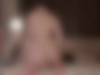 Genne's Live Sex Cam Show