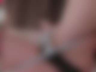 Live cam show with Genne - Fingering on Camsoda