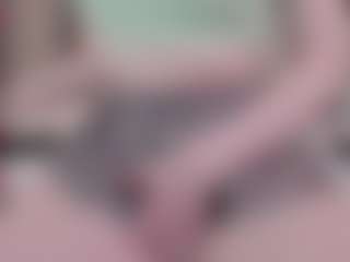 Live cam show with Genne - Blonde Hair Small Tits on Camming Site