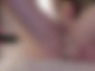 Live cam show with Genne - Skinny Teen (18+) on CamwithHer