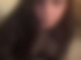Live cam show with lilly-valley - Bikini on ObeyMaria