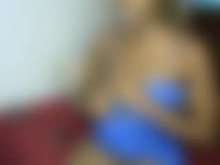 sluttypetite's Live Sex Cam Show