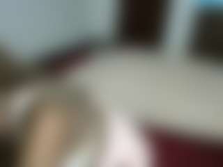 sluttypetite's Live Sex Cam Show