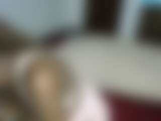 sluttypetite's Live Sex Cam Show