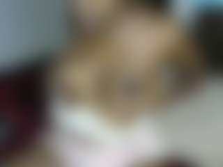 sluttypetite's Live Sex Cam Show