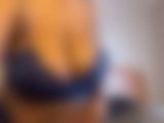 Monroe Macc's Live Sex Cam Show