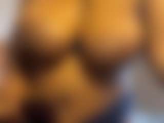 Monroe Macc's Live Sex Cam Show