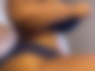 Monroe Macc's Live Sex Cam Show
