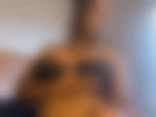 Monroe Macc's Live Sex Cam Show