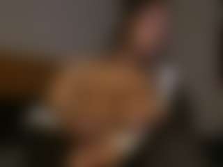 Live cam show with Monroe Macc - Mobile on Camsoda