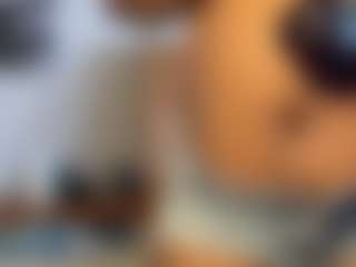 Monroe Macc's Live Sex Cam Show