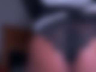 Monroe Macc's Live Sex Cam Show