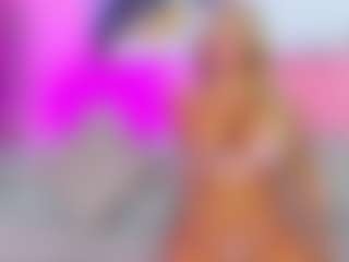 Live cam show with Susi-and-mat - Athletic Asshole on 1on1-livenow