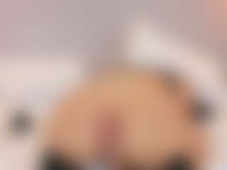 Live cam show with AnahinClar - Camel Toe on Milfs Live