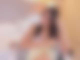 Live cam show with AnahinClar - Handjob on xplaylive.com