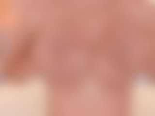 Live cam show with AnahinClar - Camel Toe on Camsoda