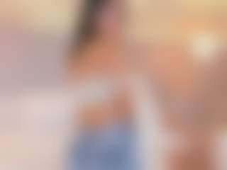 Live cam show with AnahinClar - Camel Toe on slutload