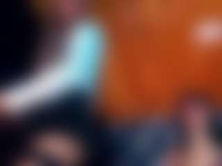 Live cam show with sara_buck - Tease on TeamSkeetLive