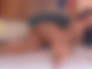 Live cam show with JinxVe - Petite Teen (18+) on Camiplay Live
