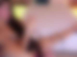 JinxVe MILF webcam performer live streaming