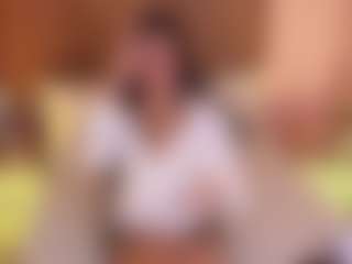 JinxVe MILF webcam performer live streaming