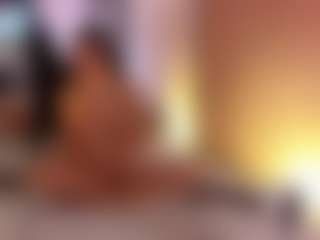 JinxVe MILF webcam performer live streaming