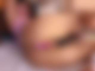 JinxVe MILF webcam performer live streaming