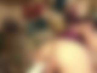 Live cam show with Mature Coquette - Nipple Piercings on Uber Horny