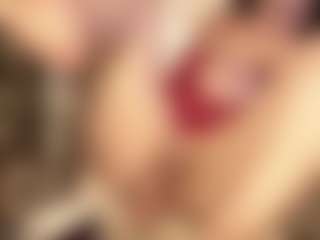 Live cam show with Mature Coquette - Squirt on Uber Horny