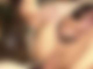 Mature Coquette's Live Sex Cam Show