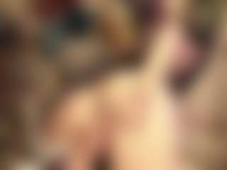 Live cam show with Mature Coquette - Curvy on StripNow