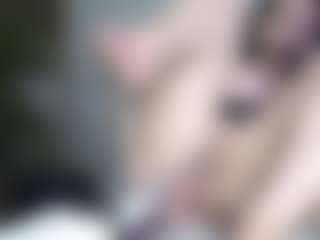 Live cam show with Mature Coquette - Oil on Fling VIP Chat