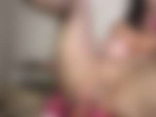 Spettacolo in cam dal vivo con Mature Coquette - Facial su Camsoda