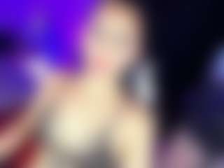 GiaFerrara's Live Sex Cam Show