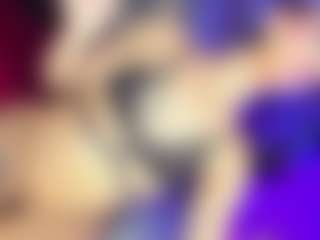 GiaFerrara's Live Sex Cam Show