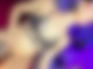 GiaFerrara's Live Sex Cam Show
