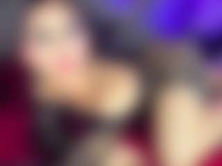 GiaFerrara's Live Sex Cam Show