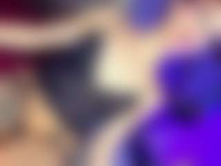 GiaFerrara's Live Sex Cam Show